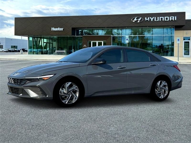 Certified Used 2025 Ecotronic Gray Hyundai SEL Sport image 2