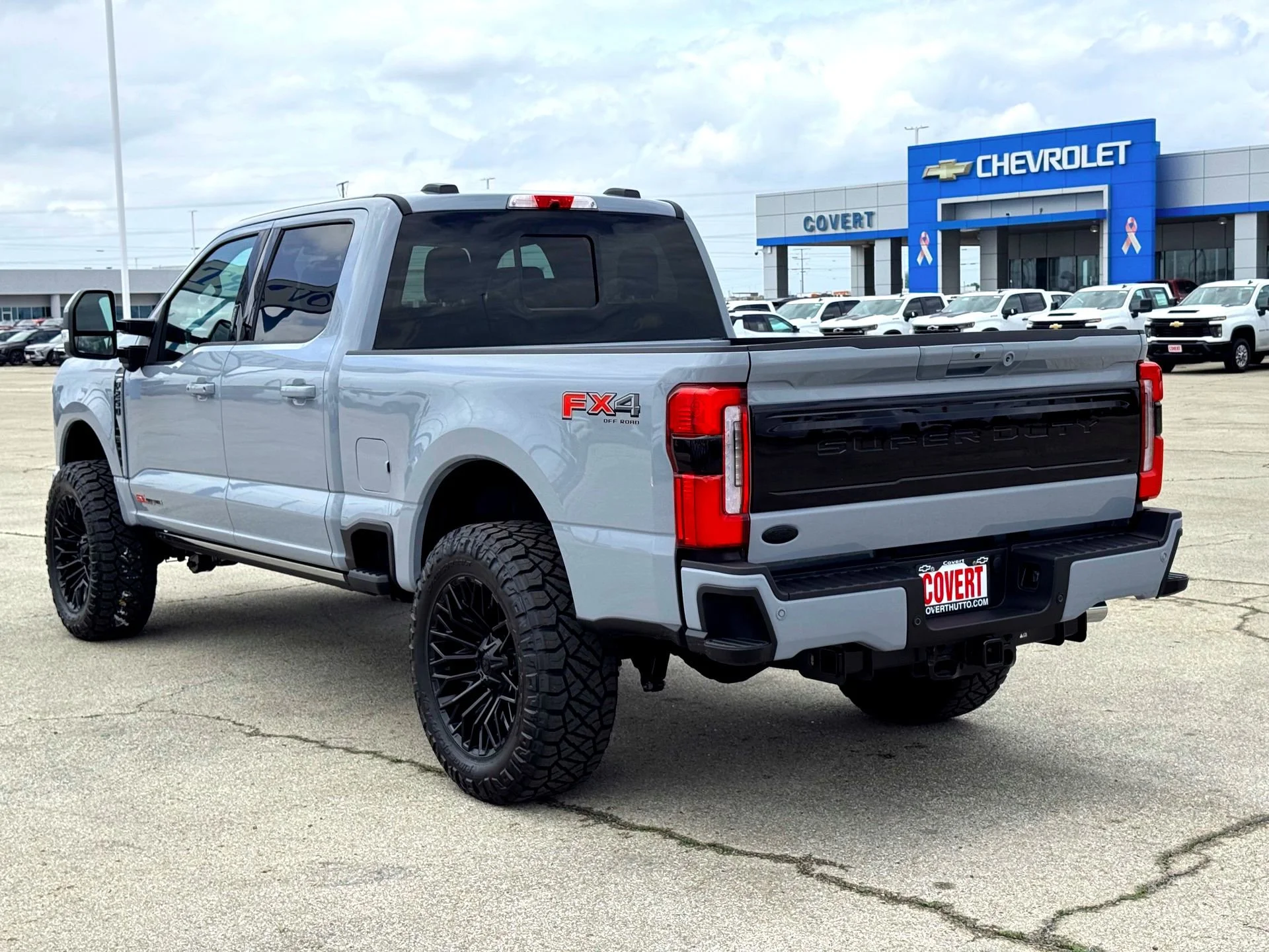 Used 2026  Ford Platinum LIFTED image 9