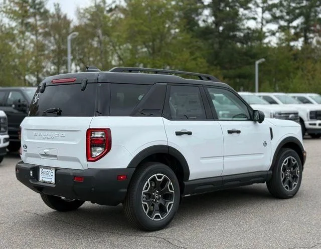 New 2026 Oxford White Ford Outer Banks® image 4