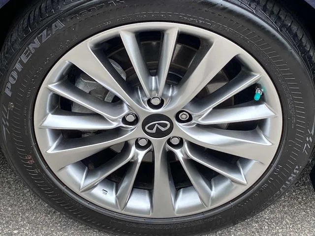 Used 2023 Blue INFINITI LUXE image 28