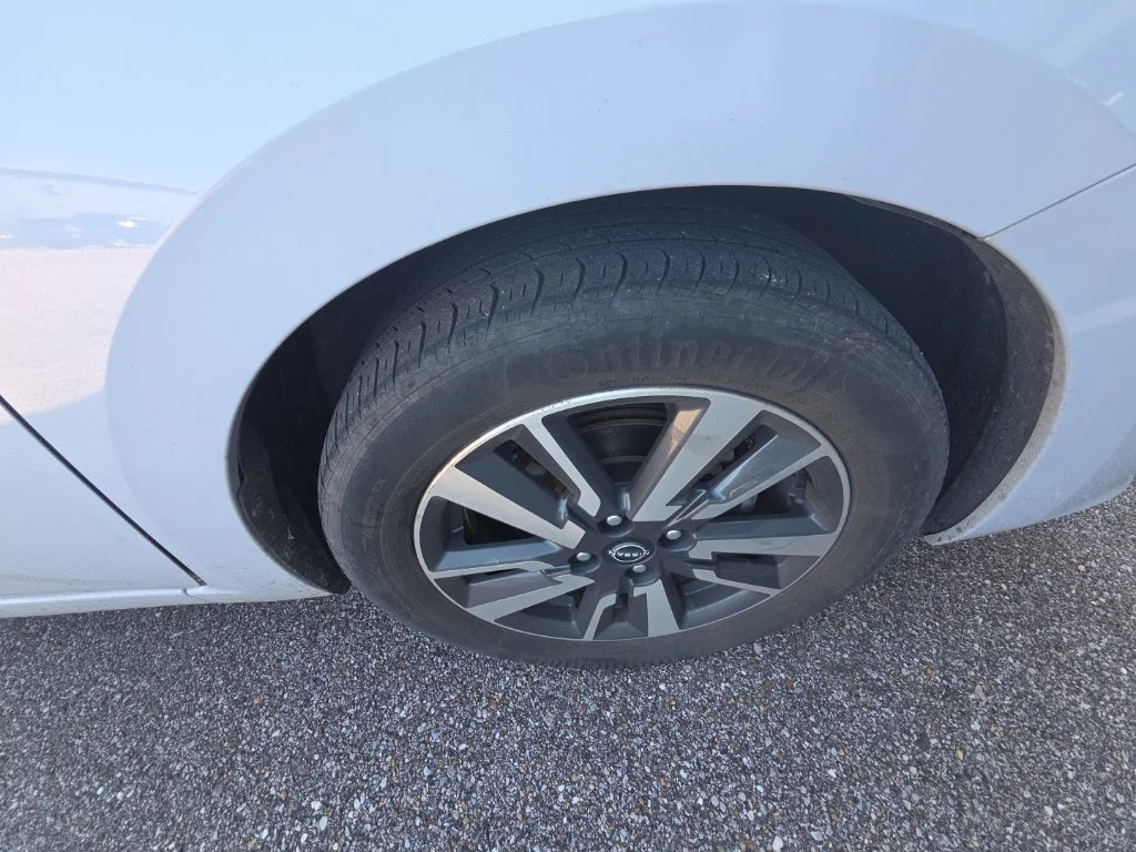 Used 2023 Gray Nissan 1.6 SV image 7