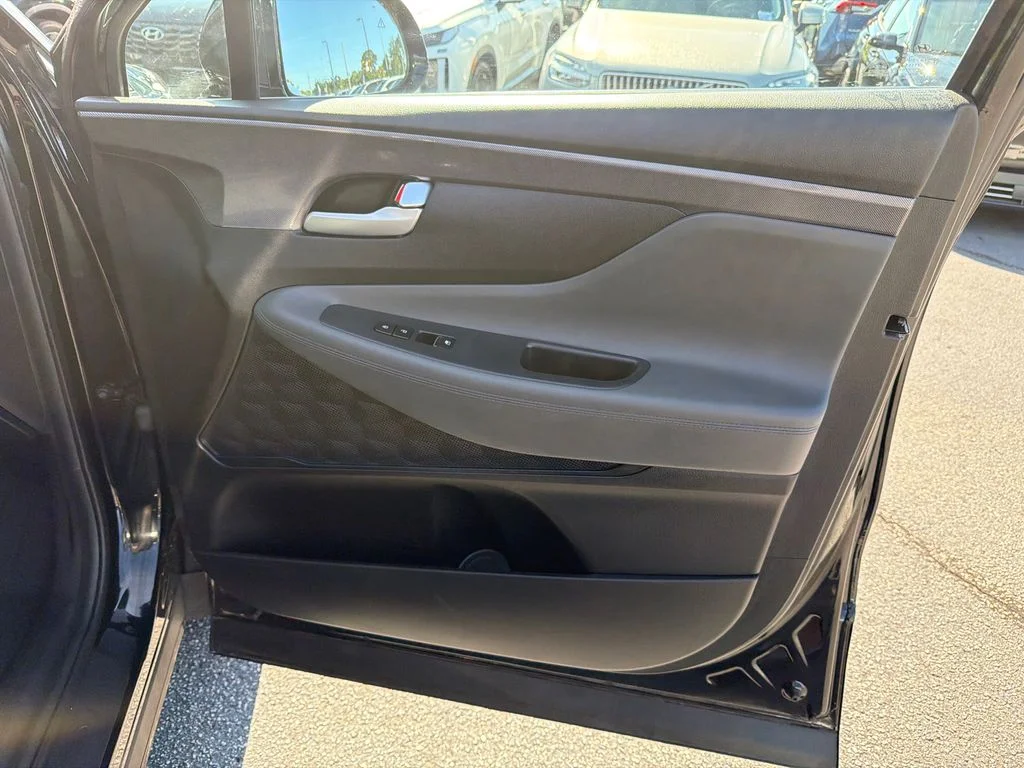 Used 2023 Black Hyundai SEL image 14
