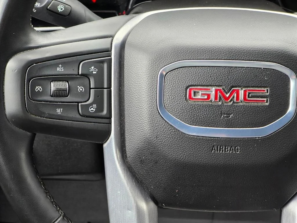 Used 2025 Black GMC SLT image 15