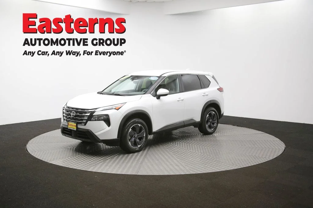 Used 2024 White Nissan SV image 55