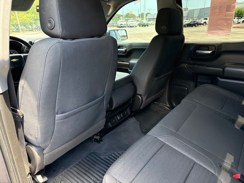 Used 2020 Gray Chevrolet LT image 17