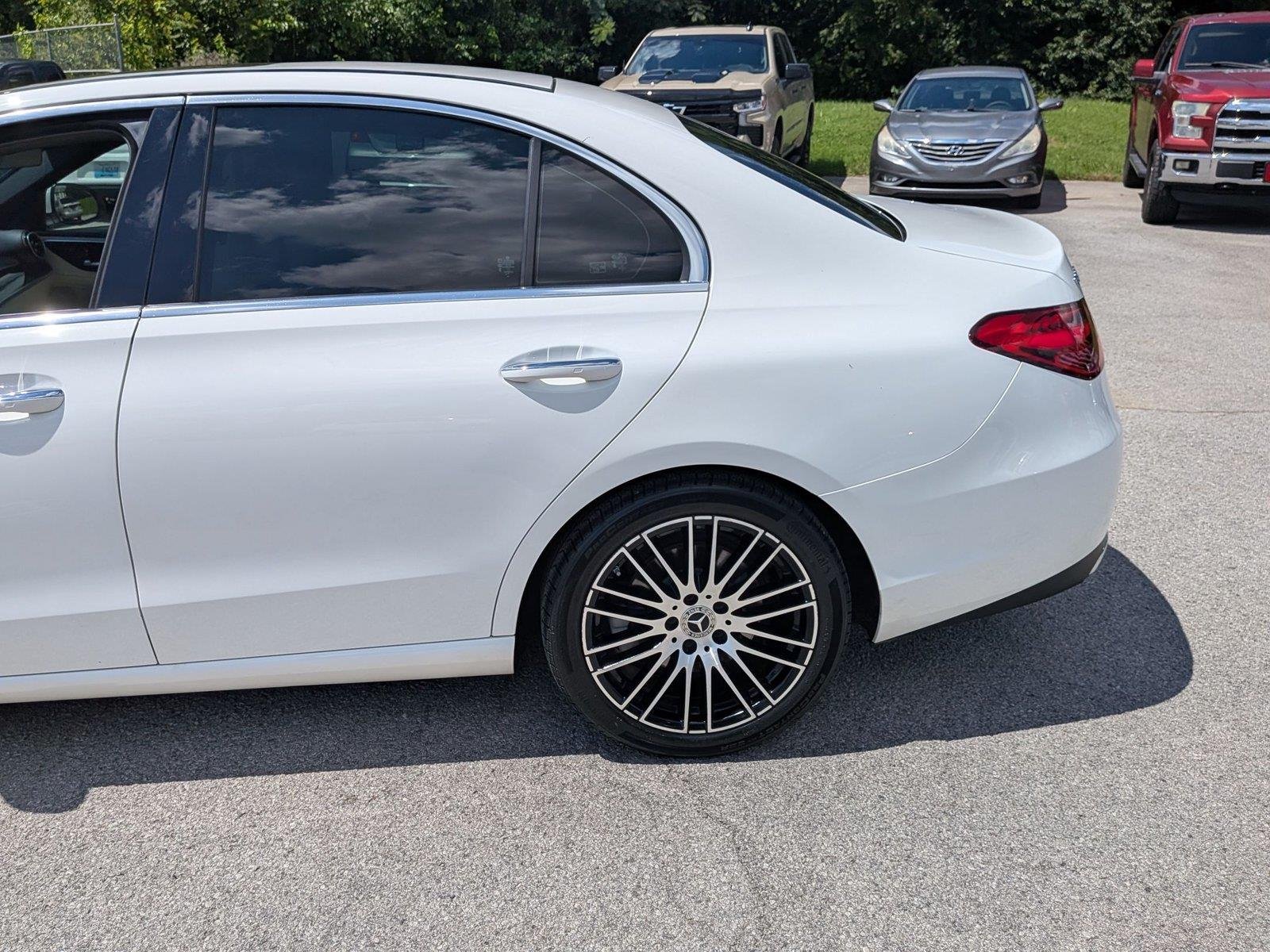 Used 2022 Polar White Mercedes-Benz C 300 image 11