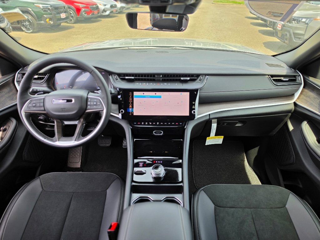 New 2026 Silver Jeep Laredo Altitude image 2