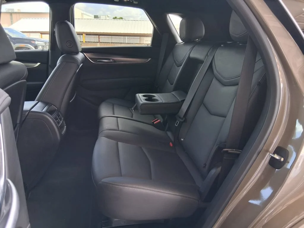Used 2023 LATTE METALLIC Cadillac FWD Luxury image 20