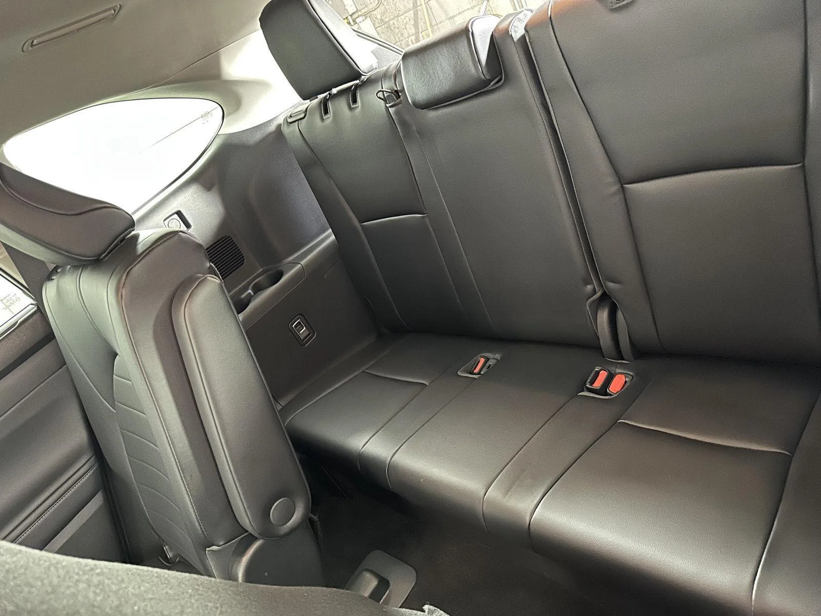 Used 2023 Magnetic Gray Metallic Toyota XLE image 5