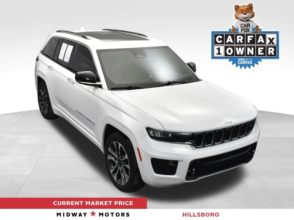 2022 Jeep Grand Cherokee Overland 4x4's photo