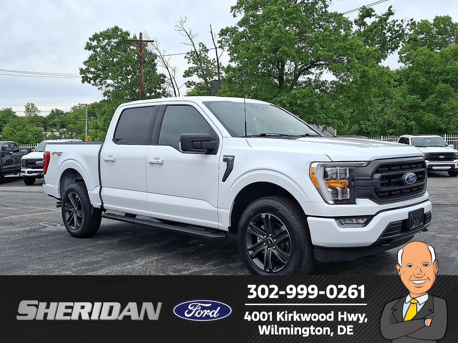Certified Used 2022 Oxford White Ford XLT image 1