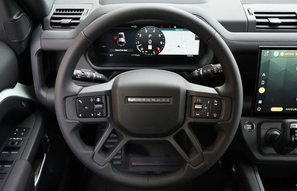 New 2026 Fuji White Land Rover X-Dynamic SE image 16