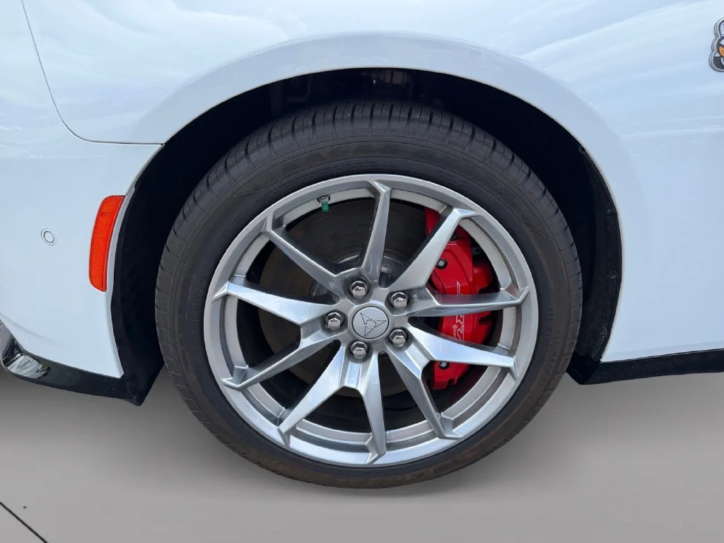 2026 Dodge Charger Daytona Scat Pack - Photo 9
