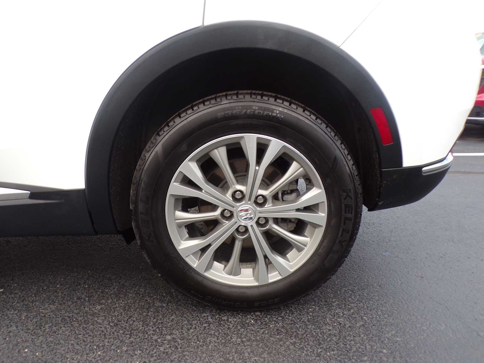 Used 2022 Summit White Buick Preferred image 25
