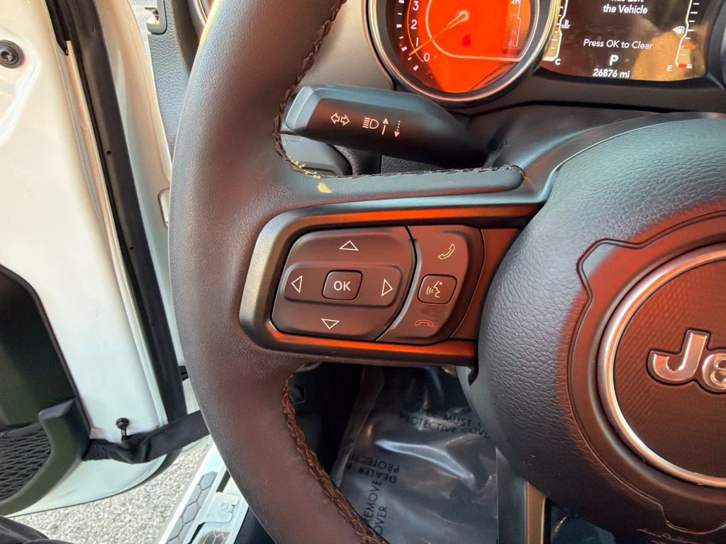 Used 2023 White Jeep Sport S image 31