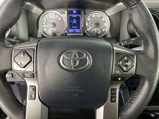 Used 2018 Gray Toyota SR5 image 14