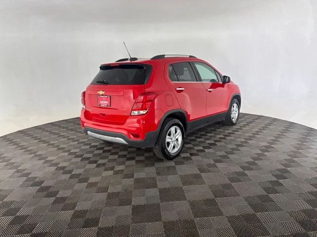 Used 2018 Red Chevrolet LT image 5