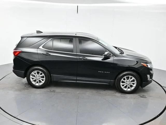 Used 2021 MOSAIC BLACK METALLIC Chevrolet LT image 39