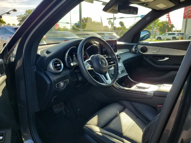 Used 2022 Black Mercedes-Benz GLC 300 image 14