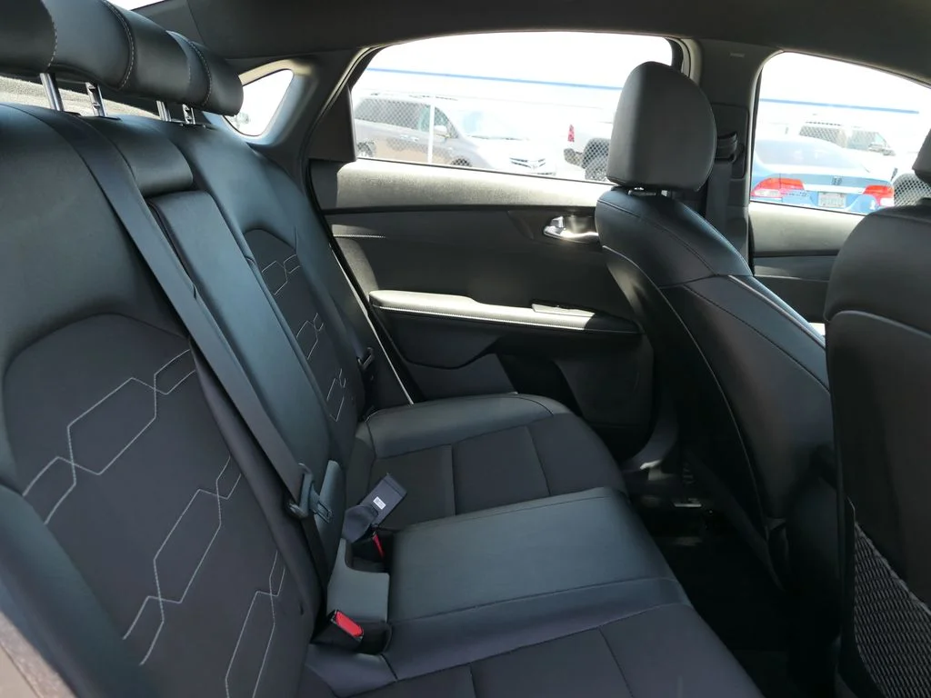Used 2023 Snow White Pearl Kia GT-Line image 22