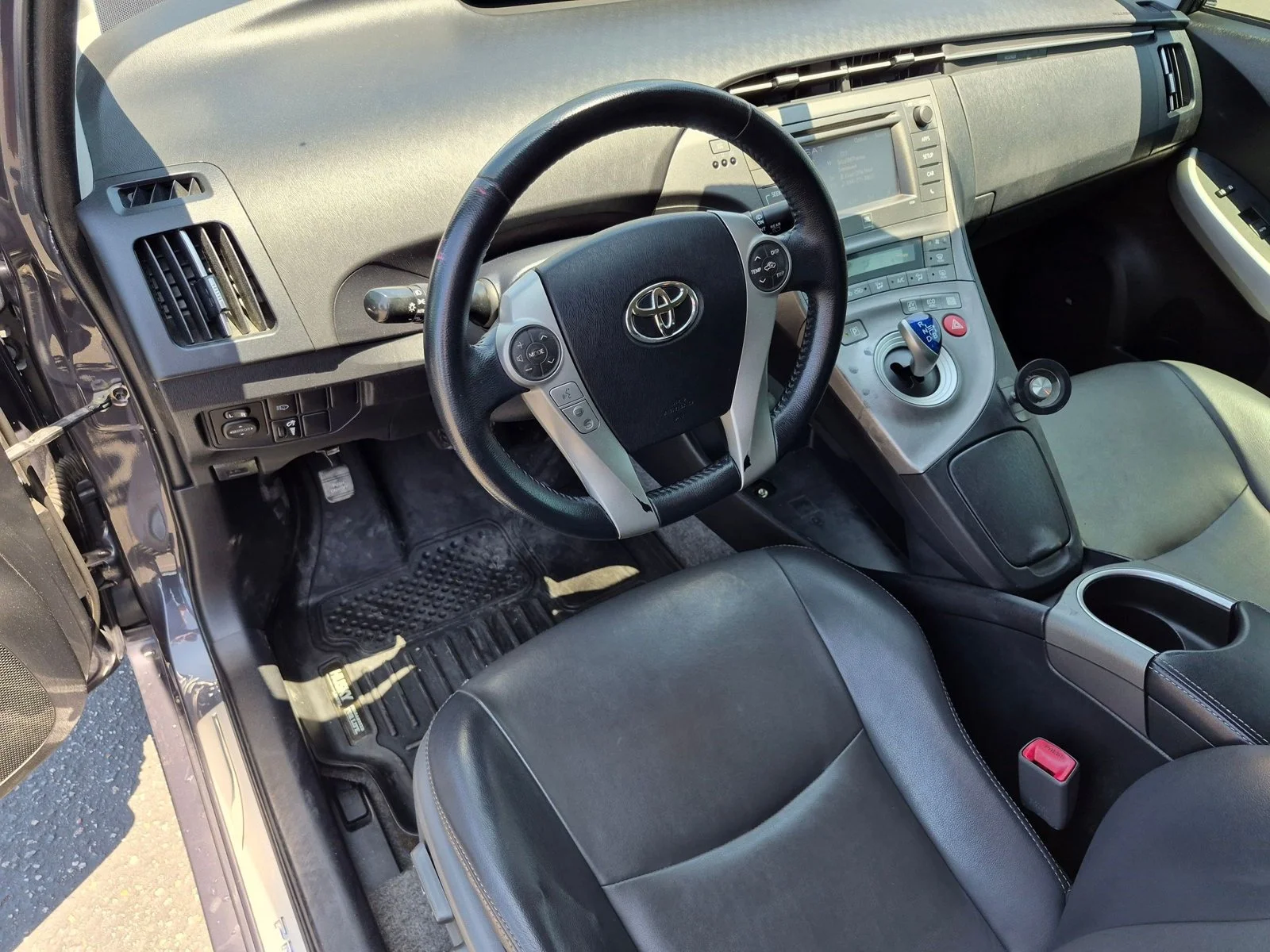 Used 2013 Winter Gray Metallic Toyota Five image 10