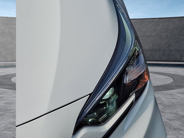 Used 2025 White Subaru Sport image 9