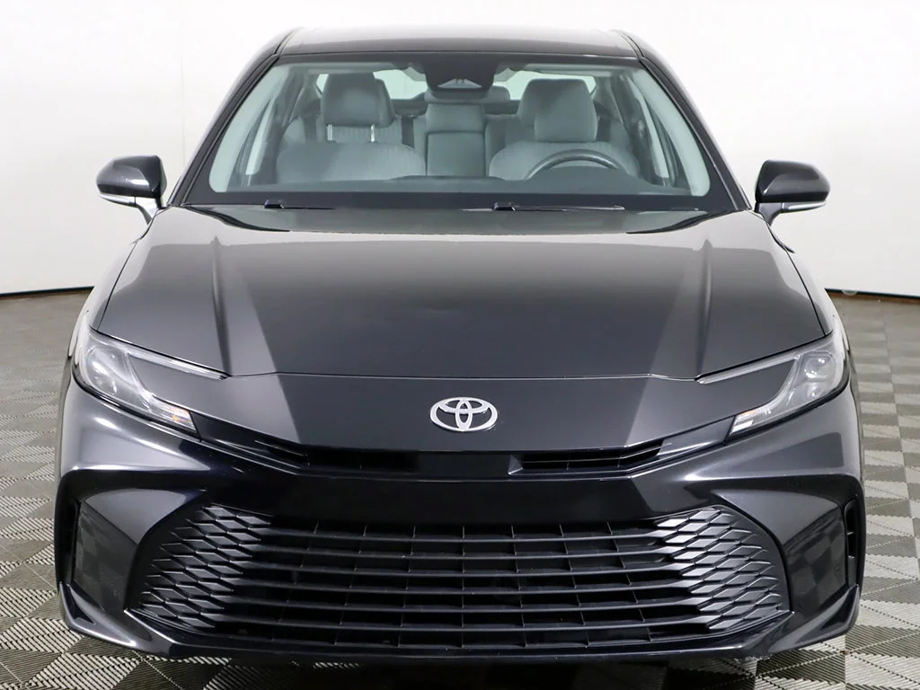 Used 2025 Midnight Black Metallic Toyota LE image 9