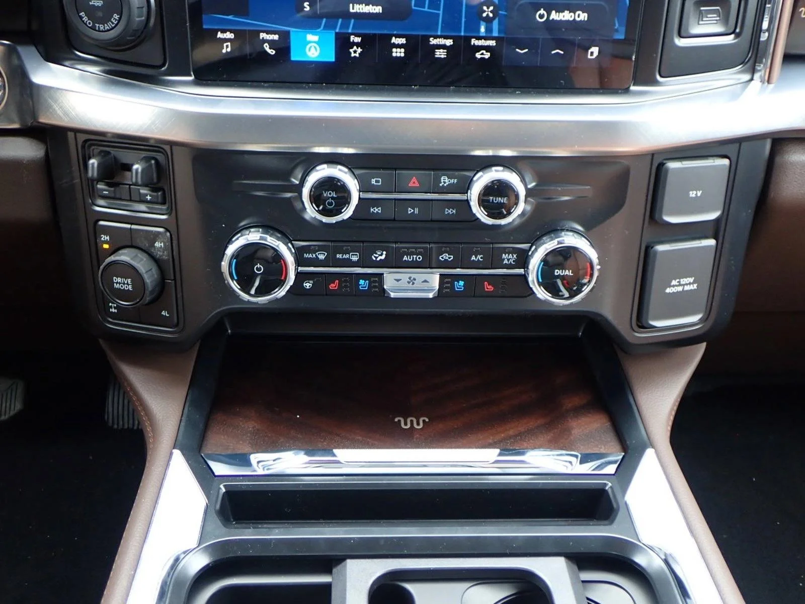 New 2026 Star White Metallic Tri-Coat Ford F-250® King Ranch® image 18