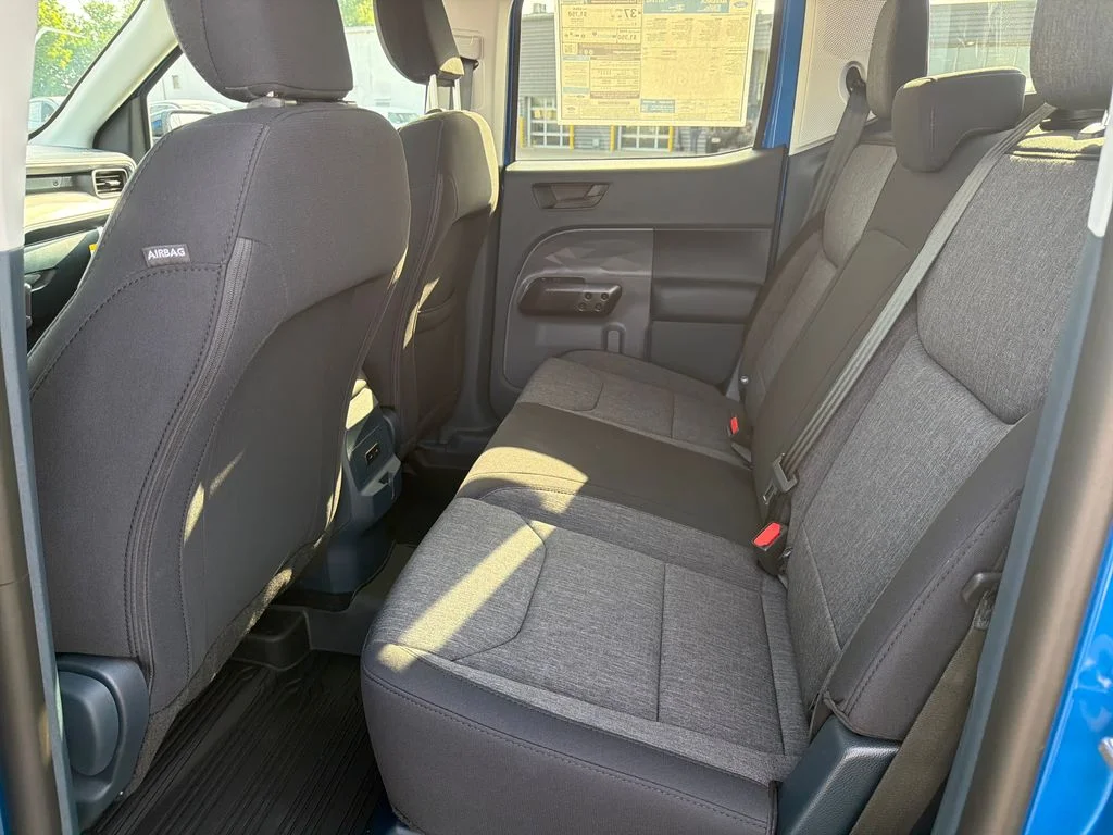 New 2026 Blue Ford XLT image 22