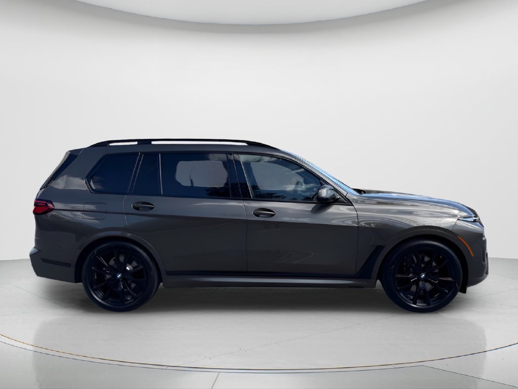 New 2027 Manhattan Green Metallic BMW xDrive40i image 4