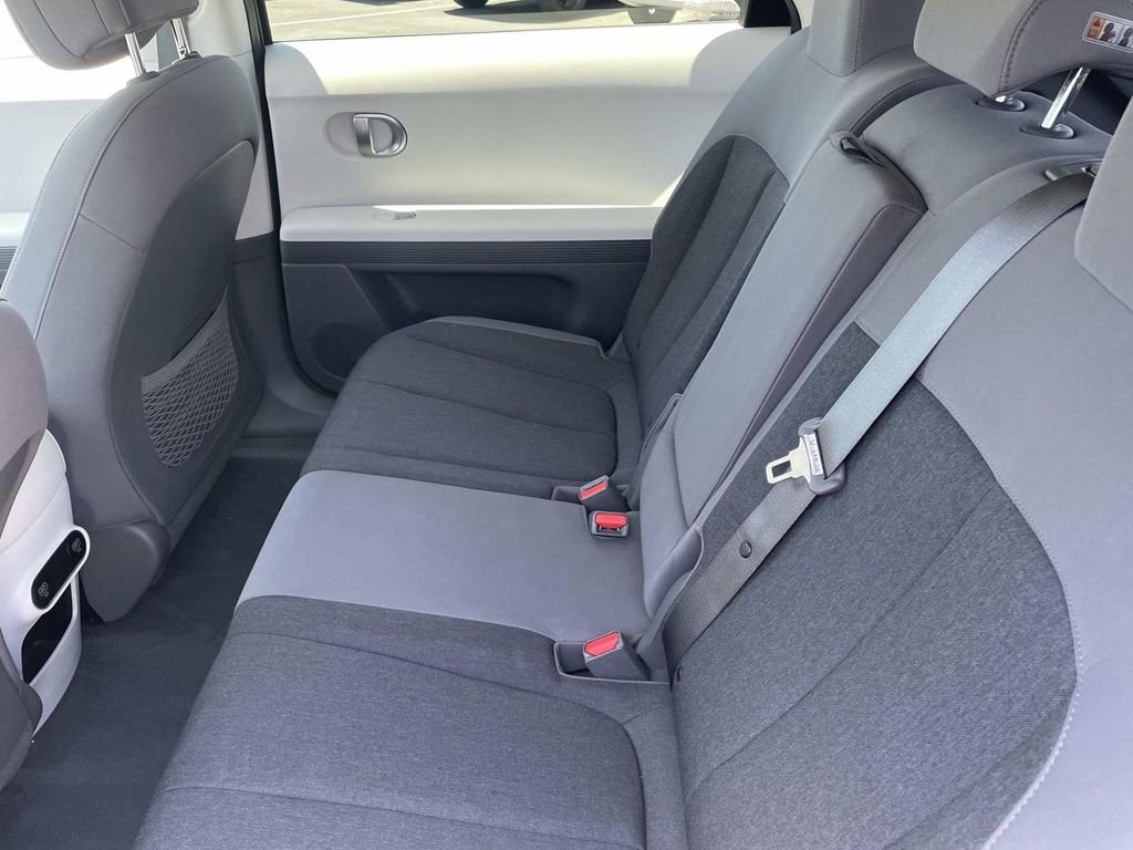 2023 Hyundai IONIQ 5 SE - Photo 25