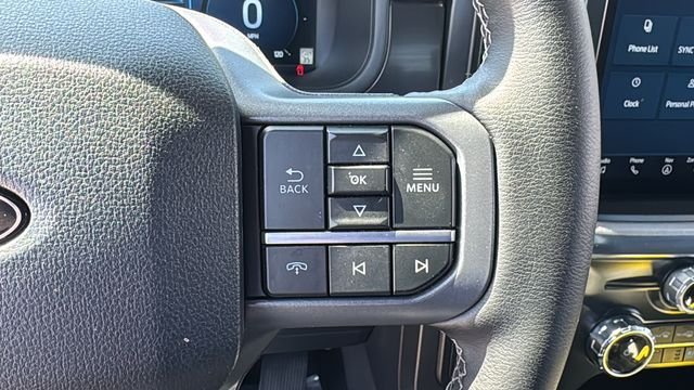 Used 2025 White Ford Lariat image 22