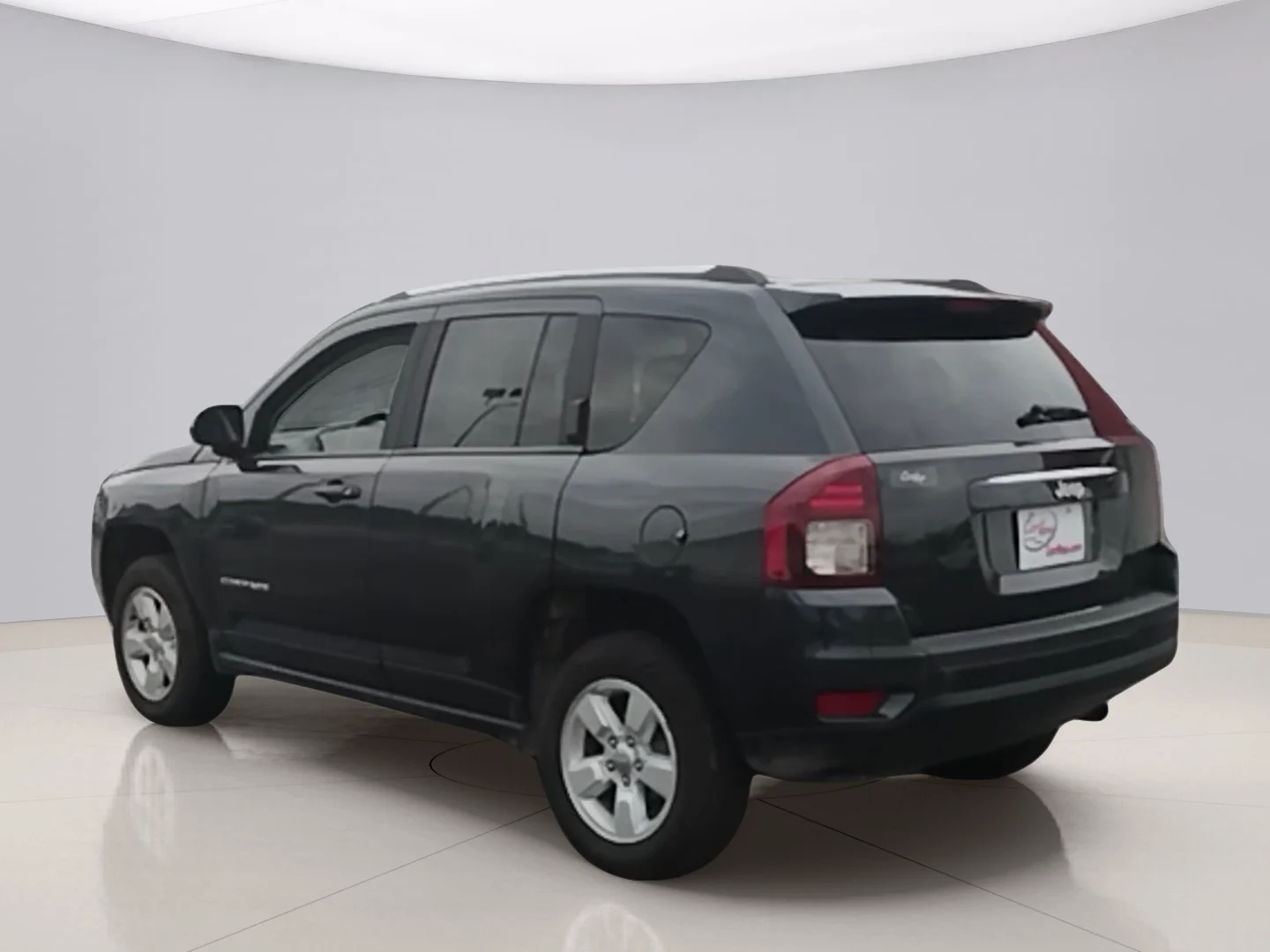 Used 2014 Gray Jeep SPORT image 3