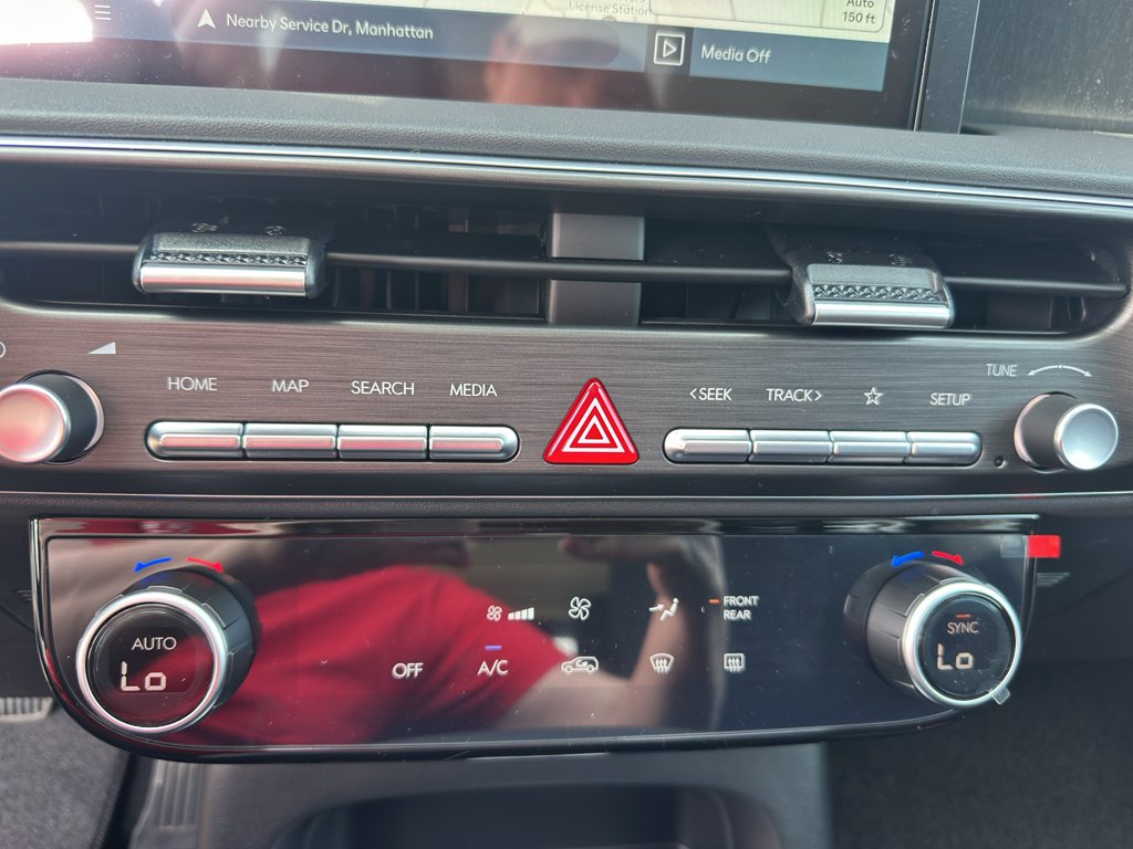 New 2026 Ecotronic Gray Pearl Hyundai SE image 21