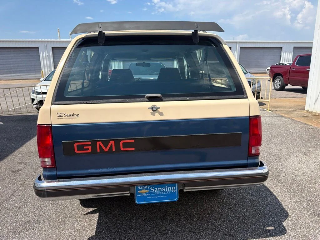 Used 1989 Blue GMC Base image 10
