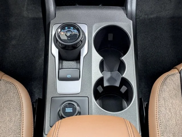 New 2026 Shadow Black Ford Outer Banks® image 35