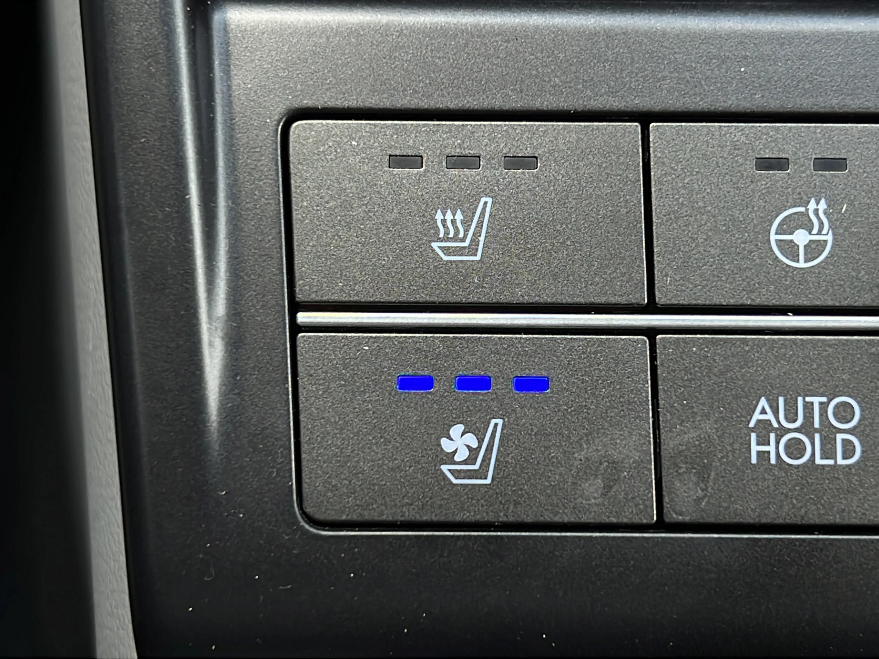 Used 2024 Mirage Green Hyundai Limited image 19