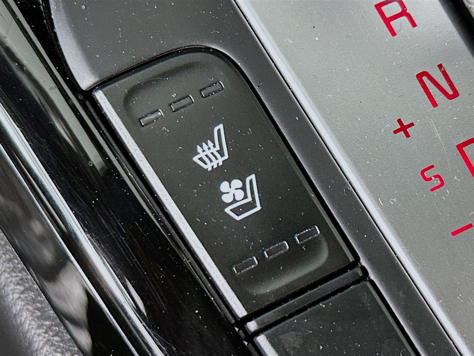 Used 2023 Gravity Gray Kia GT image 21