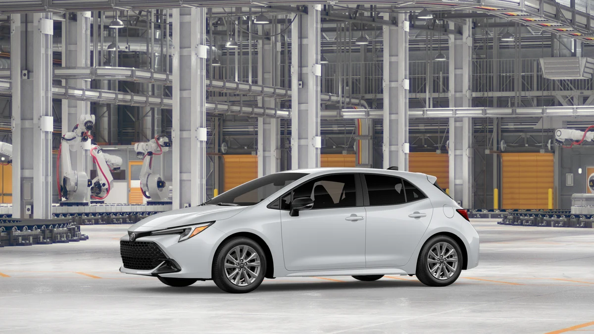 New 2027 Ice Cap Toyota SE image 3