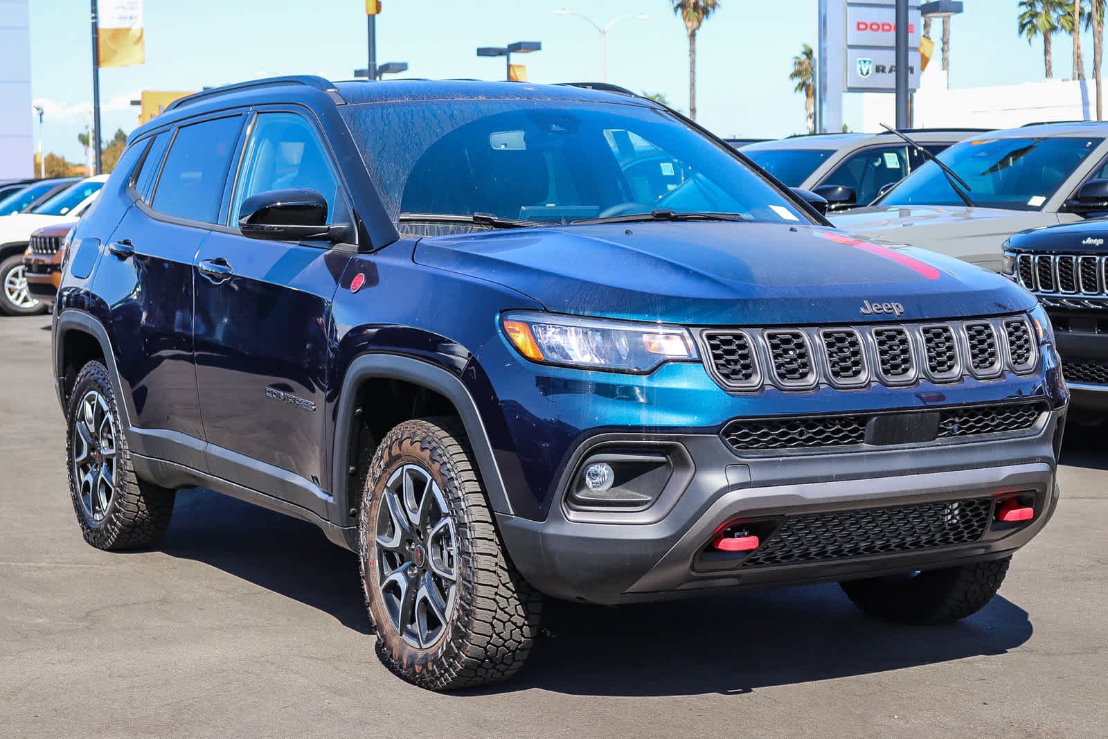 New 2026 Fathom Blue Pearl-Coat Exterior Paint Jeep Trailhawk image 3