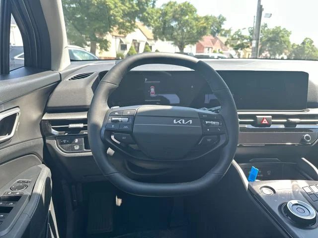 New 2027 Gravity Gray Kia S image 13