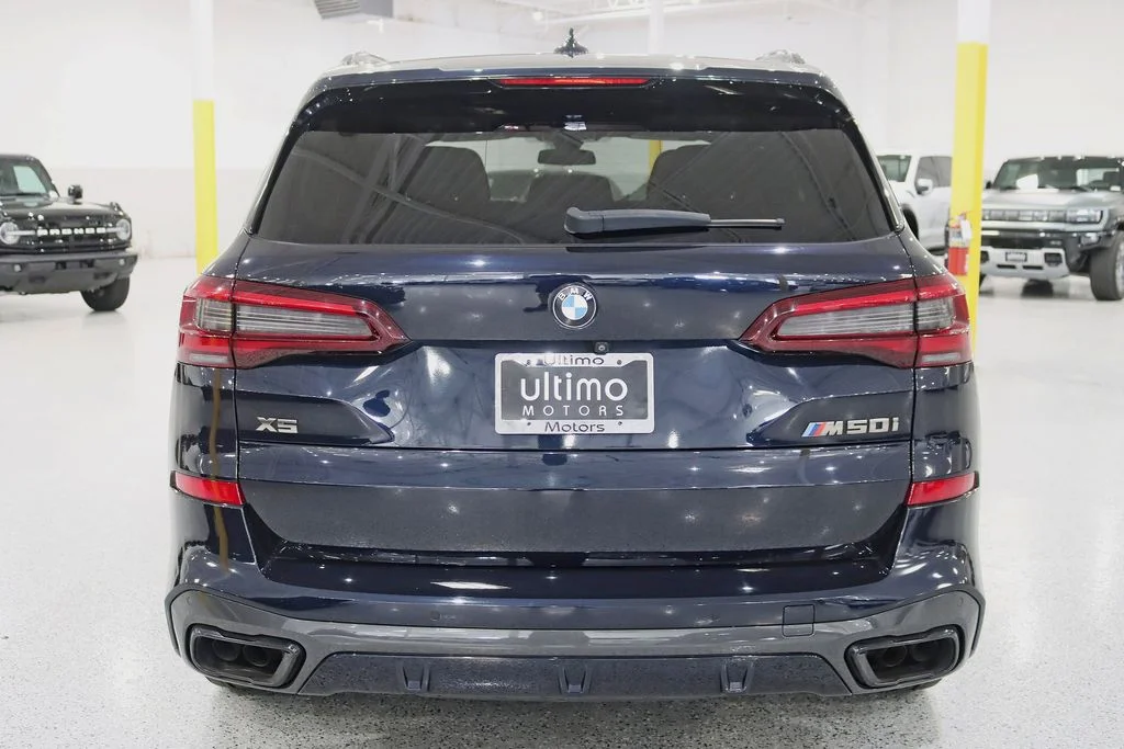 Used 2021 Black BMW M50i image 14