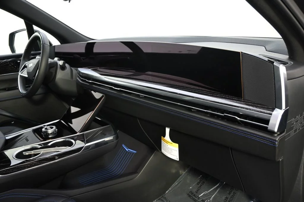 2025 Cadillac Escalade IQ Sport 1 - Photo 15