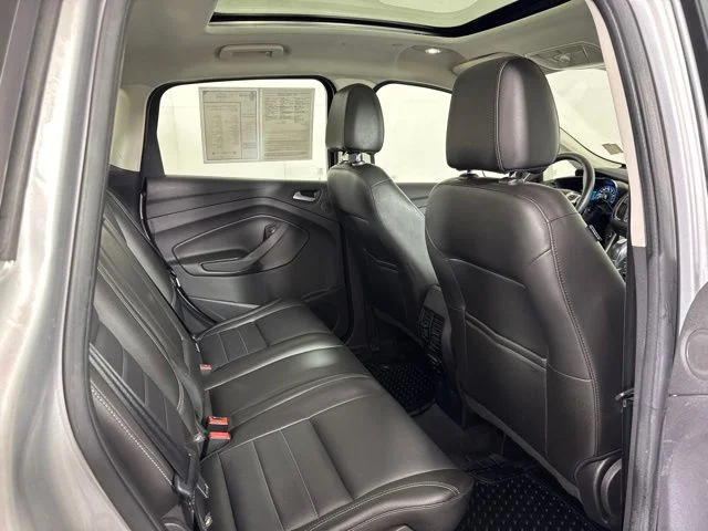 Used 2014 Ingot Silver Ford SEL image 5