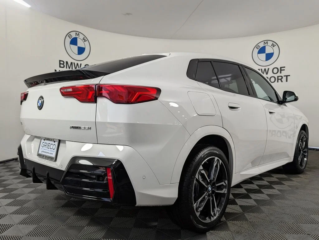 New 2026 Alpine White BMW xDrive28i image 6