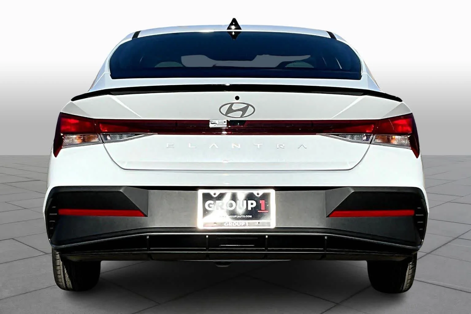 New 2026 Serenity White Pearl Hyundai SEL Sport image 4