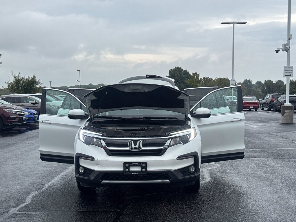 Used 2022 White Honda EX-L image 21