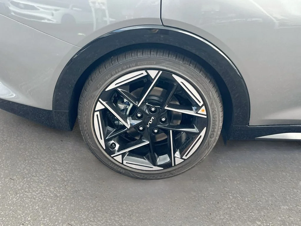 New 2026 Steel Gray Kia GT-Line image 32