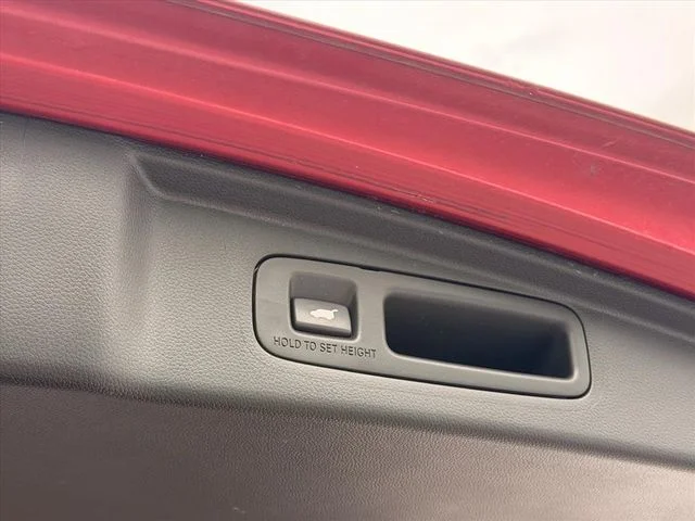 Used 2024 Red Honda EX-L image 28