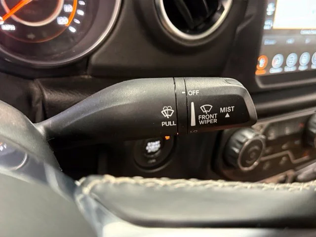 Used 2020 Black Jeep Overland image 16